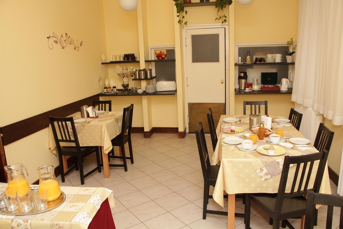 Imagen del bar/restaurante del Hotel Metro, Budapest. Foto 5