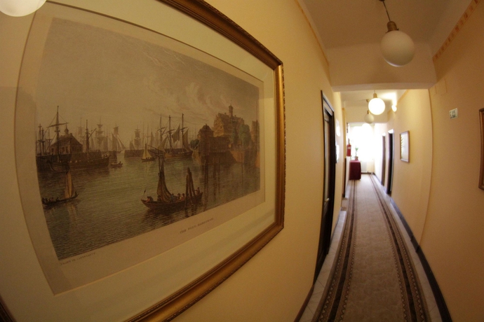 Imagen de los interiores del Hotel Metro, Budapest. Foto 16