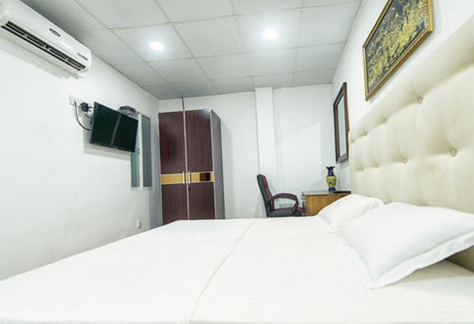 Imagen de la habitación del Hotel Metro City. Foto 12