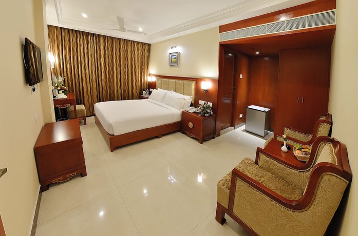 Imagen de la habitación del Hotel Metro Grand Hotel. Foto 12