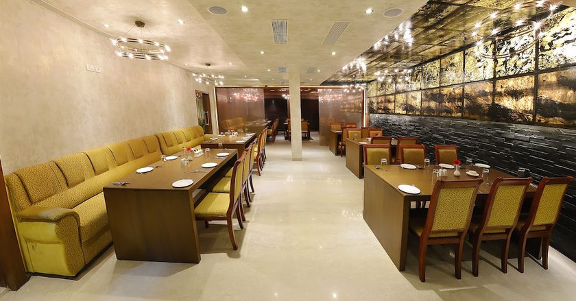 Imagen del bar/restaurante del Hotel Metro Grand Hotel. Foto 8