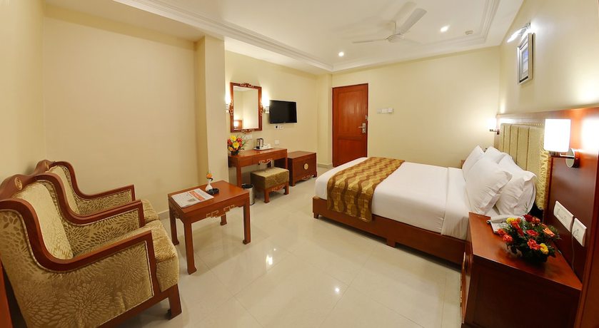 Imagen de la habitación del Hotel Metro Grand Hotel. Foto 17