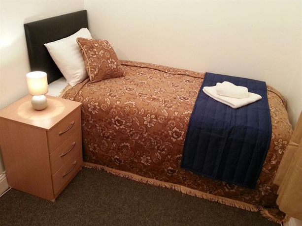 Imagen de la habitación del Hotel Metro House. Foto 8