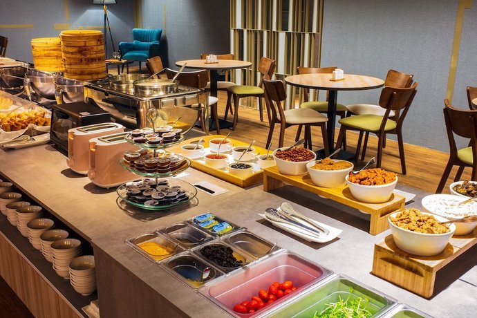 Imagen del bar/restaurante del Hotel Metro - Howard Group. Foto 6