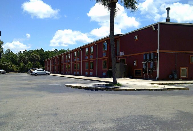 Imagen general del Hotel Metro Inn and Suites. Foto 1