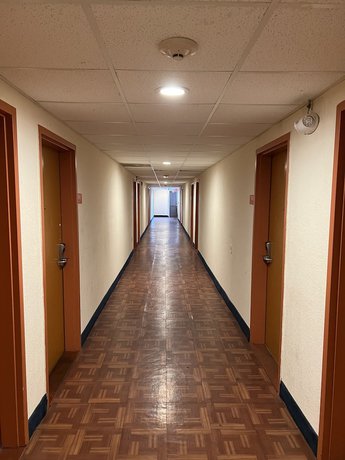 Imagen de los interiores del Hotel Metro Inn and Suites. Foto 20