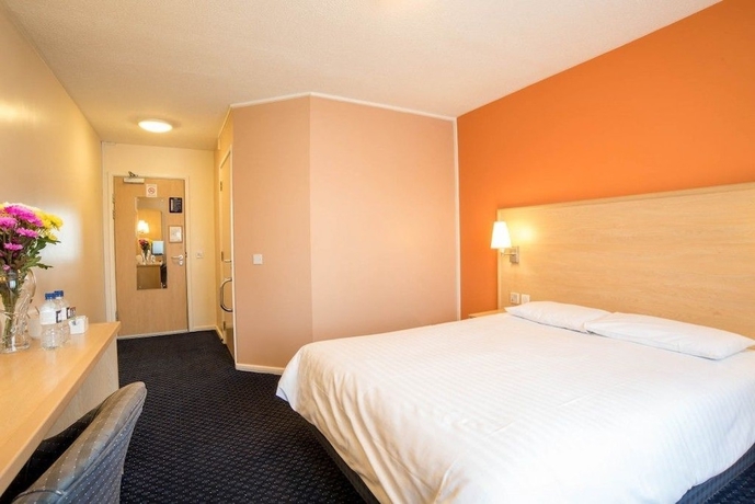 Imagen de la habitación del Hotel Metro Inns Huddersfield. Foto 2