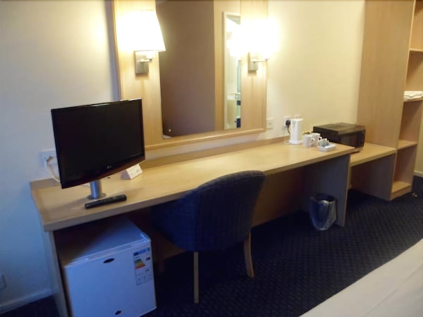 Imagen de la habitación del Hotel Metro Inns Huddersfield. Foto 6