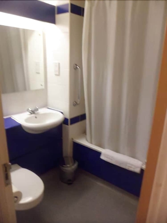 Imagen de la habitación del Hotel Metro Inns Huddersfield. Foto 19