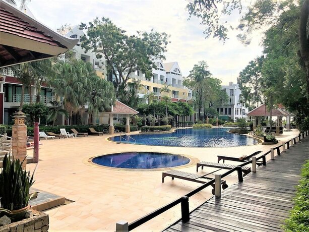 Imagen general del Hotel Metro Jomtien Condotel. Foto 12