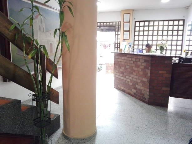 Imagen de los interiores del Hotel Metro Medell&iacute;n. Foto 13