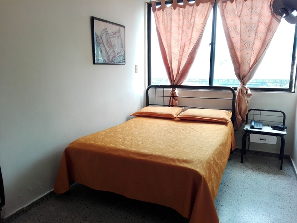 Imagen de la habitación del Hotel Metro Medell&iacute;n. Foto 8