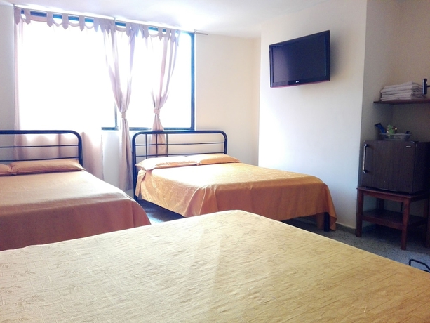 Imagen de la habitación del Hotel Metro Medell&iacute;n. Foto 9