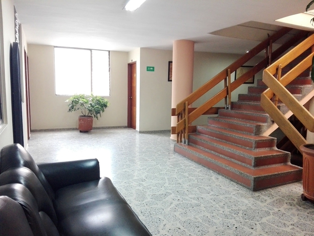 Imagen de los interiores del Hotel Metro Medell&iacute;n. Foto 18