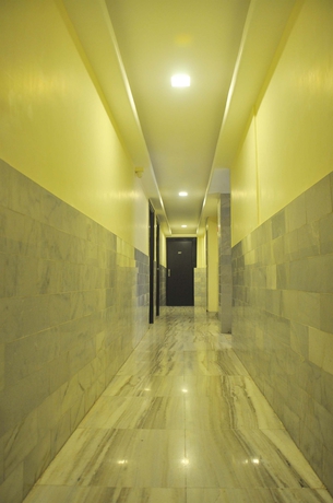 Imagen de los interiores del Hotel Metro Palace. Foto 8