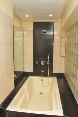 Imagen de la habitación del Hotel Metro Palace. Foto 3