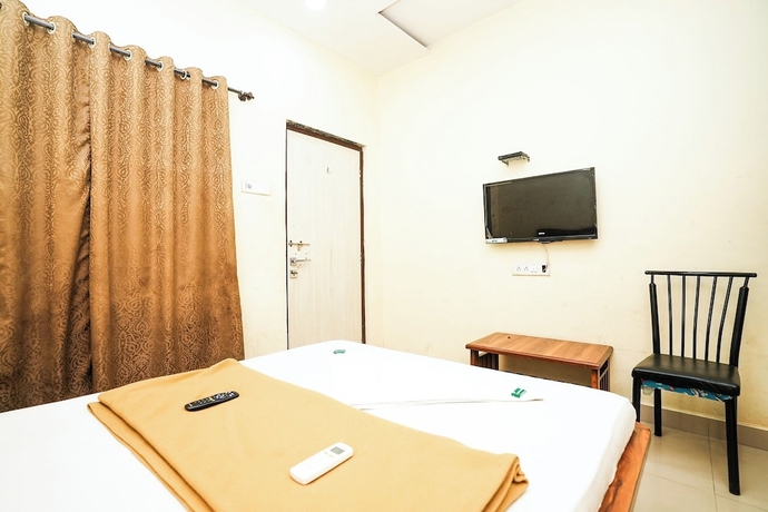 Imagen de la habitación del Hotel Metro Palace, Vasai-Virar. Foto 6