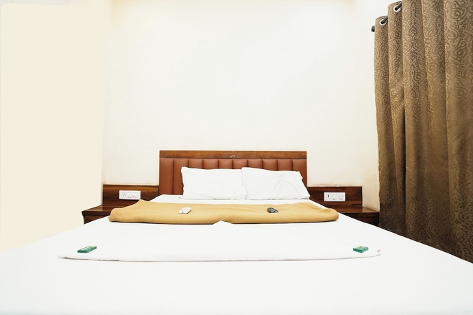 Imagen de la habitación del Hotel Metro Palace, Vasai-Virar. Foto 13