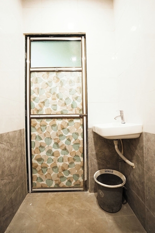 Imagen de la habitación del Hotel Metro Palace, Vasai-Virar. Foto 15