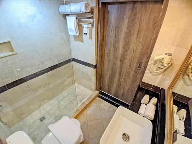 Imagen de la habitación del Hotel Metro Park View Hotel Kota Lama Semarang. Foto 18