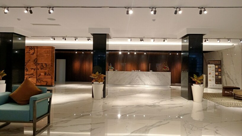 Imagen de los interiores del Hotel Metro Park View Hotel Kota Lama Semarang. Foto 35