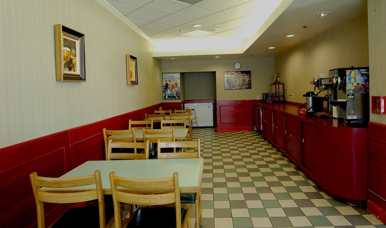 Imagen del bar/restaurante del Hotel Metro Plaza. Foto 6