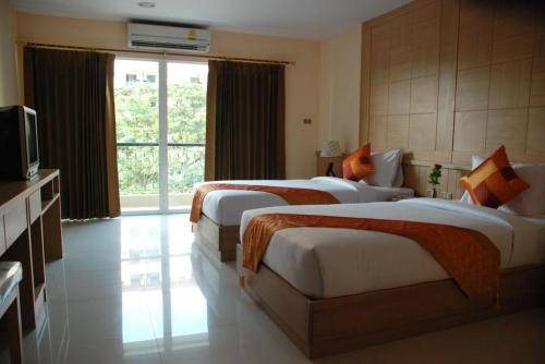 Imagen de la habitación del Hotel Metro Point Bangkok. Foto 2