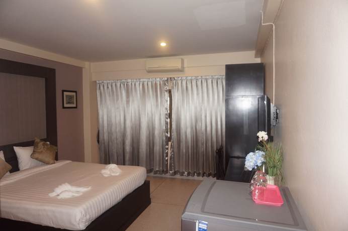 Imagen de la habitación del Hotel Metro Residence. Foto 9