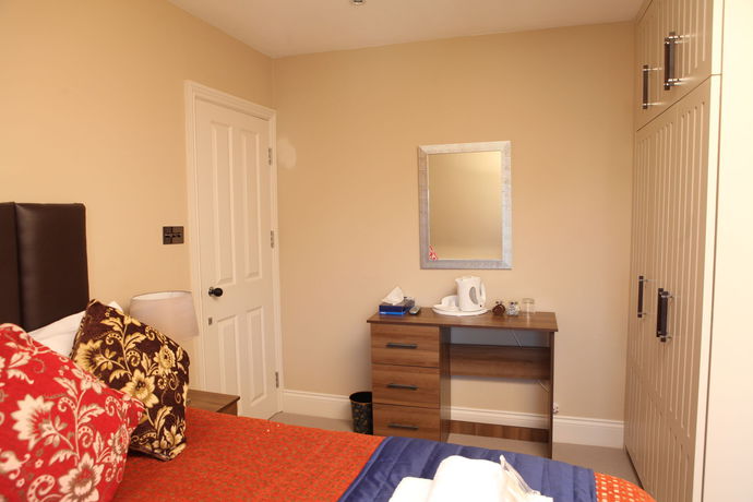 Imagen de la habitación del Hotel Metro Star. Foto 10