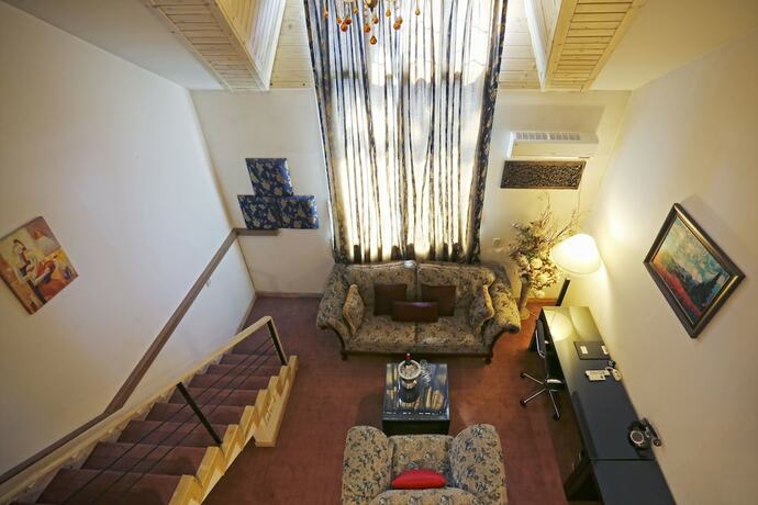 Imagen de la habitación del Hotel Metro Tourist. Foto 15