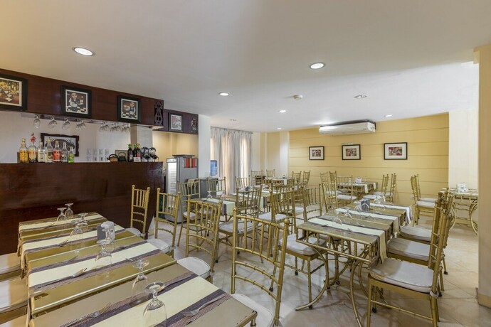 Imagen del bar/restaurante del Hotel Metro Vigan Inn. Foto 2