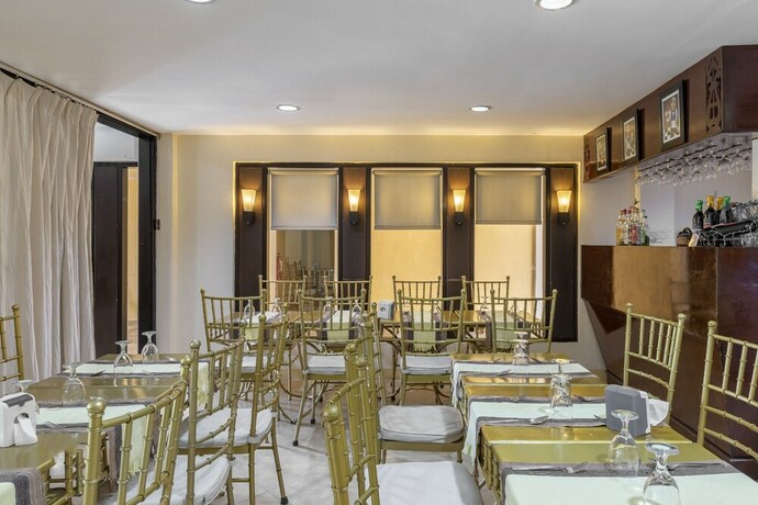 Imagen del bar/restaurante del Hotel Metro Vigan Inn. Foto 4