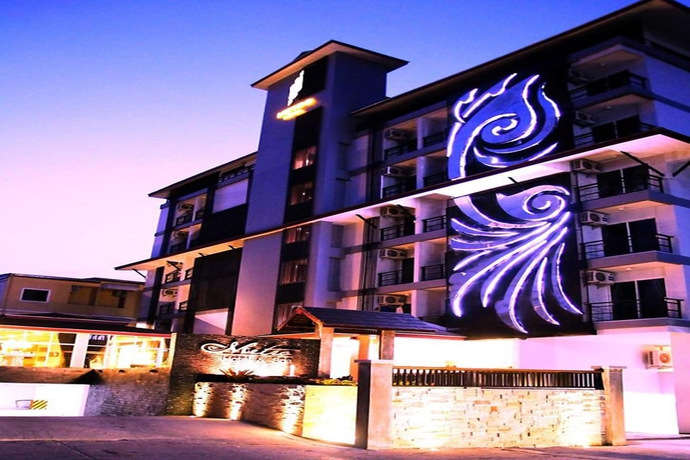 Imagen de los exteriores del Hotel Metro and Spa. Foto 14