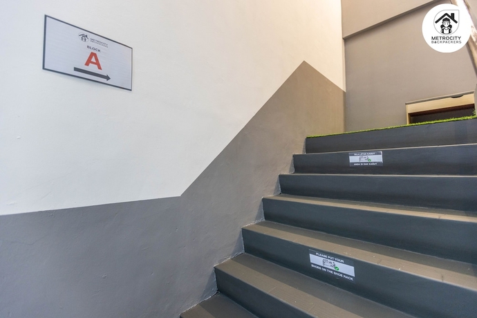 Imagen de los interiores del Hotel MetroCity Backpackers. Foto 15