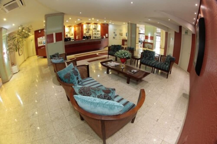 Imagen de los interiores del Hotel Metrópole Maringá. Foto 17