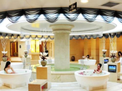 Imagen general del Hotel Metropark. Foto 5