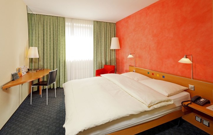 Imagen de la habitación del Hotel Metropol Basel. Foto 11