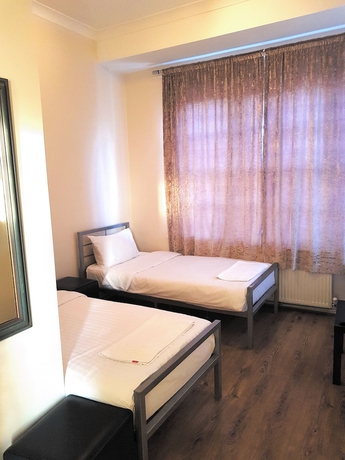 Imagen de la habitación del Hotel Metropol Inn. Foto 6