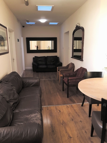Imagen de los interiores del Hotel Metropol Inn. Foto 11