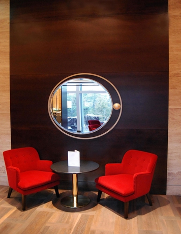 Imagen del bar/restaurante del Hotel Metropol Palace Belgrade. Foto 6