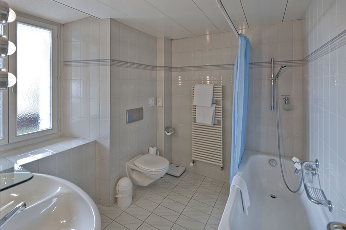 Imagen de la habitación del Hotel Metropol, Saas-Fee. Foto 3