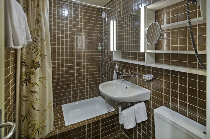 Imagen de la habitación del Hotel Metropol, Saas-Fee. Foto 7