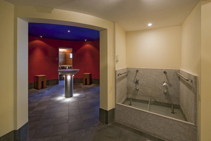 Imagen de la piscina del Hotel Metropol, Saas-Fee. Foto 13