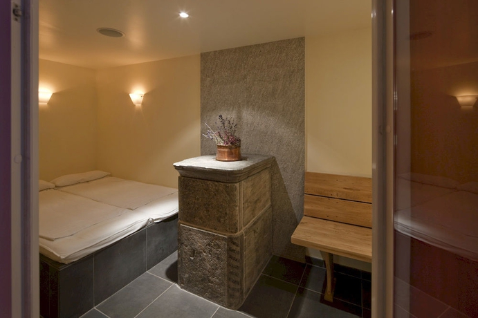 Imagen de la piscina del Hotel Metropol, Saas-Fee. Foto 16