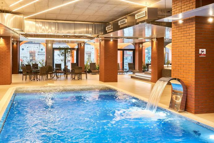 Imagen de la piscina del Hotel Metropol Spa, Tallín. Foto 17