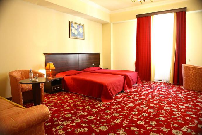 Imagen de la habitación del Hotel Metropol Yerevan. Foto 7