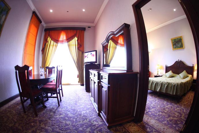 Imagen de la habitación del Hotel Metropol Yerevan. Foto 13