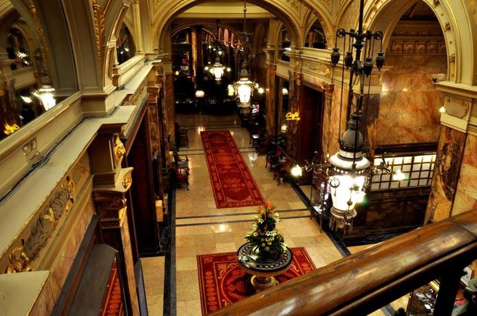 Imagen de los interiores del Hotel Metropole Brussels. Foto 7