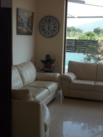 Imagen de la habitación del Hotel Metropole, Leptokaria. Foto 26