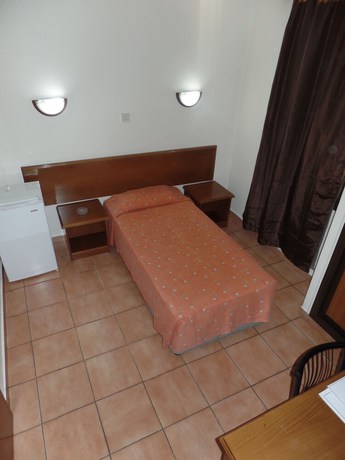Imagen de la habitación del Hotel Metropole, Limasol. Foto 9